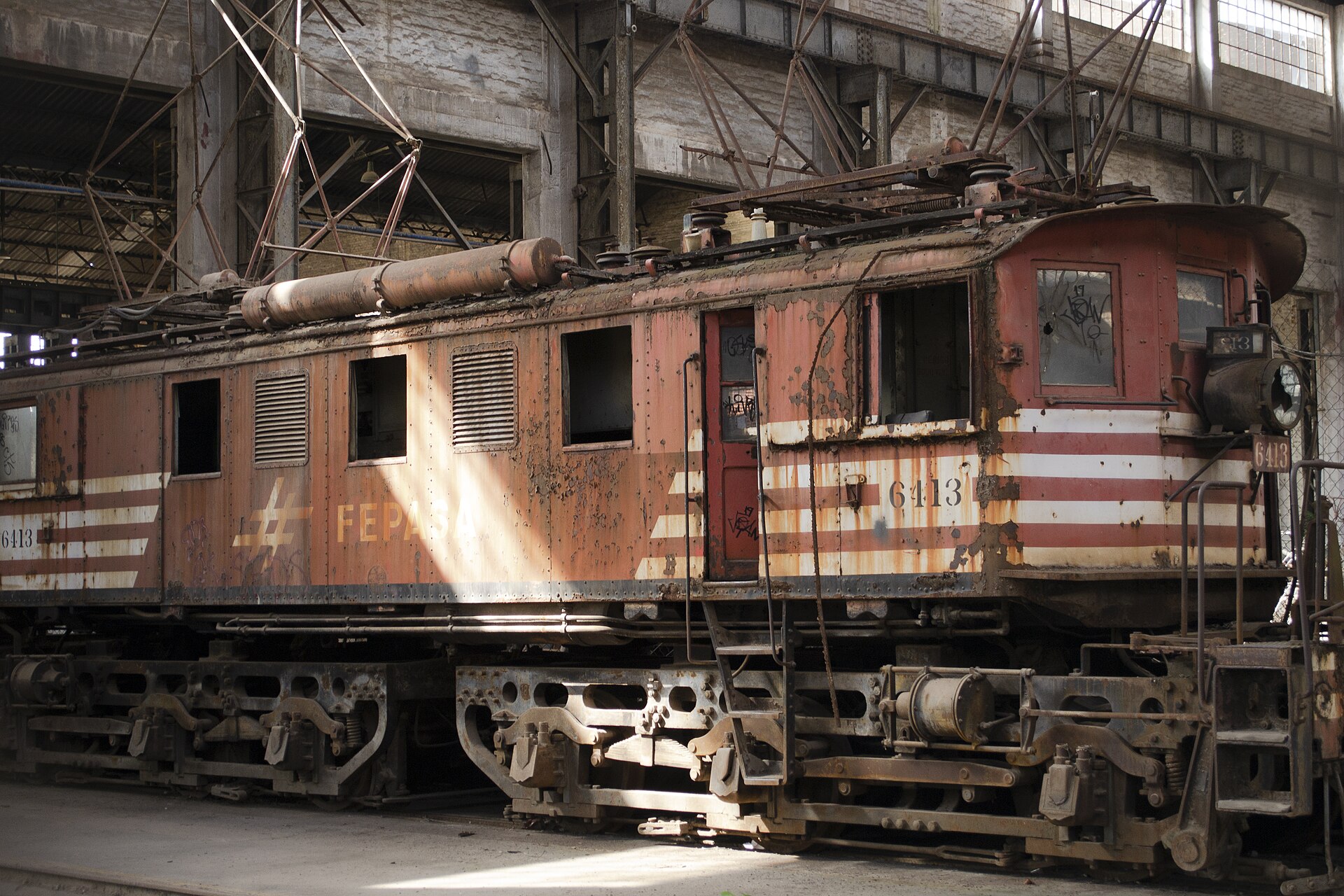 Imagem de referência de Baldwin-Westinghouse C+C FEPASA 6413, descrito nos dados abertos como locomotiva utilizada pela FEPASA