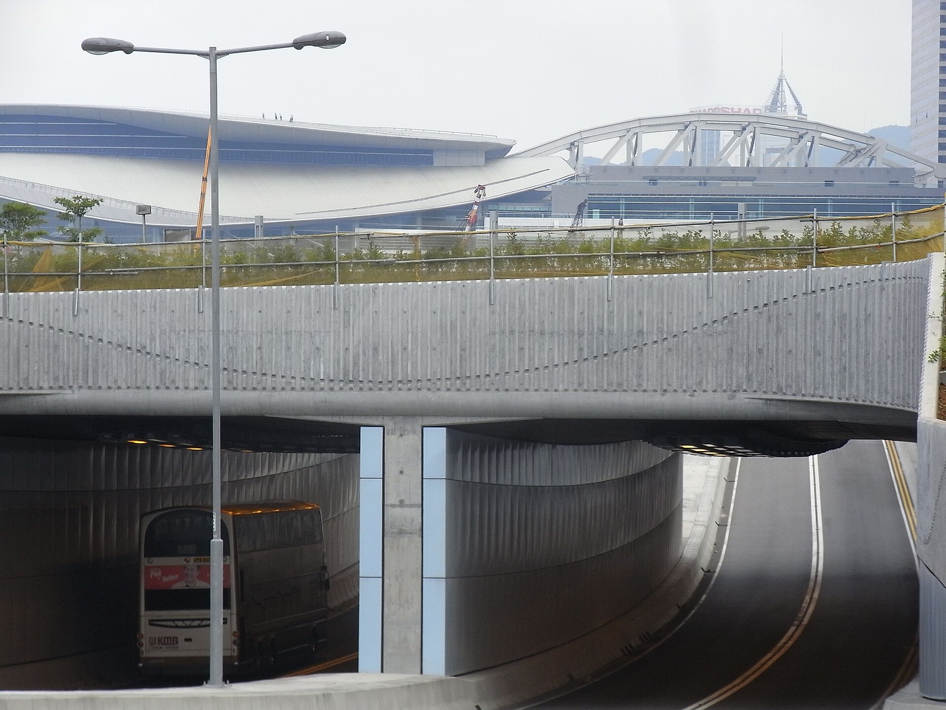 Imagem de referência de Admiralty Tunnel, descrito nos dados abertos como túnel em Gibraltar