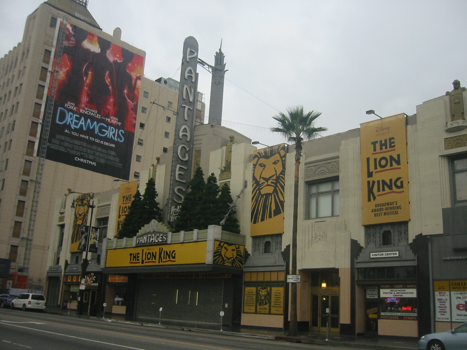 Imagem de referência de Hollywood Pantages Theatre, descrito nos dados abertos como teatro em Hollywood, Los Angeles, Califórnia