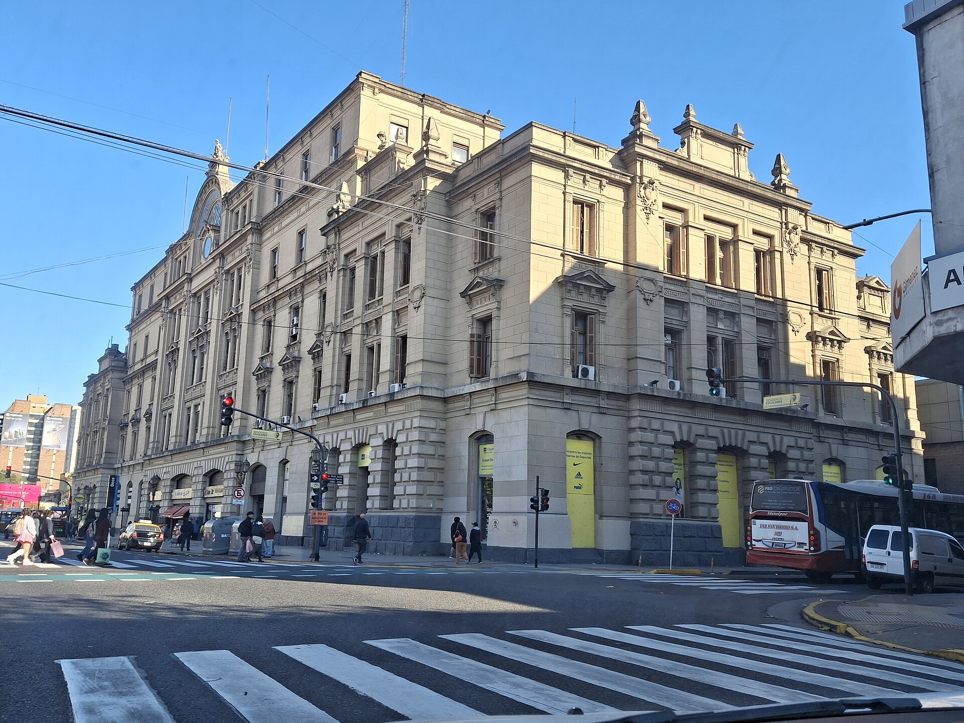 Imagem de referência de Estação Once de Septiembre, descrito nos dados abertos como estação ferroviária em Buenos Aires, Argentina