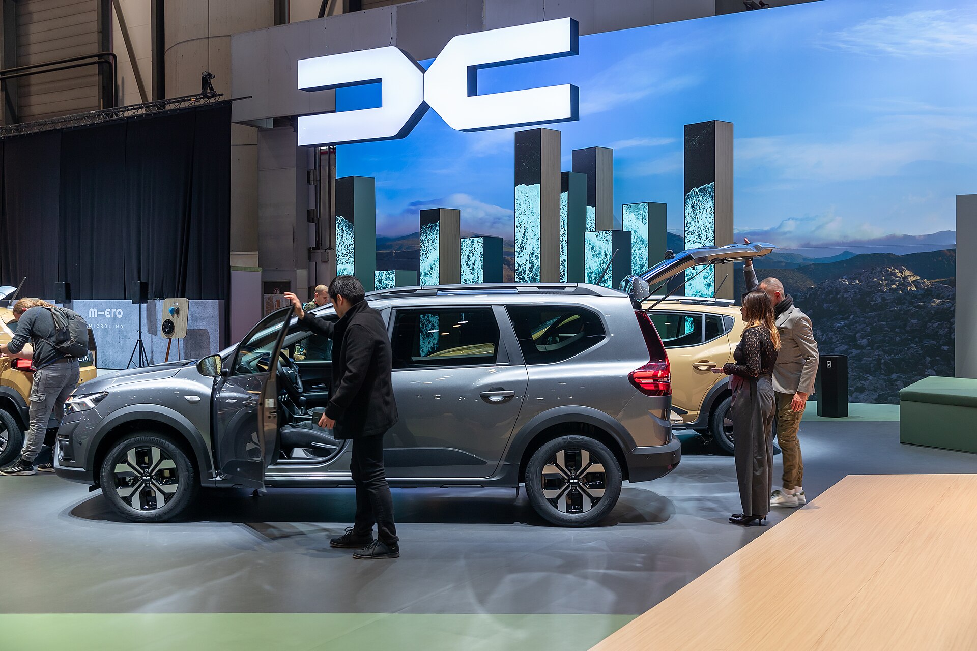 Imagem de referência de Dacia, descrito nos dados abertos como fabricante romena de veículos