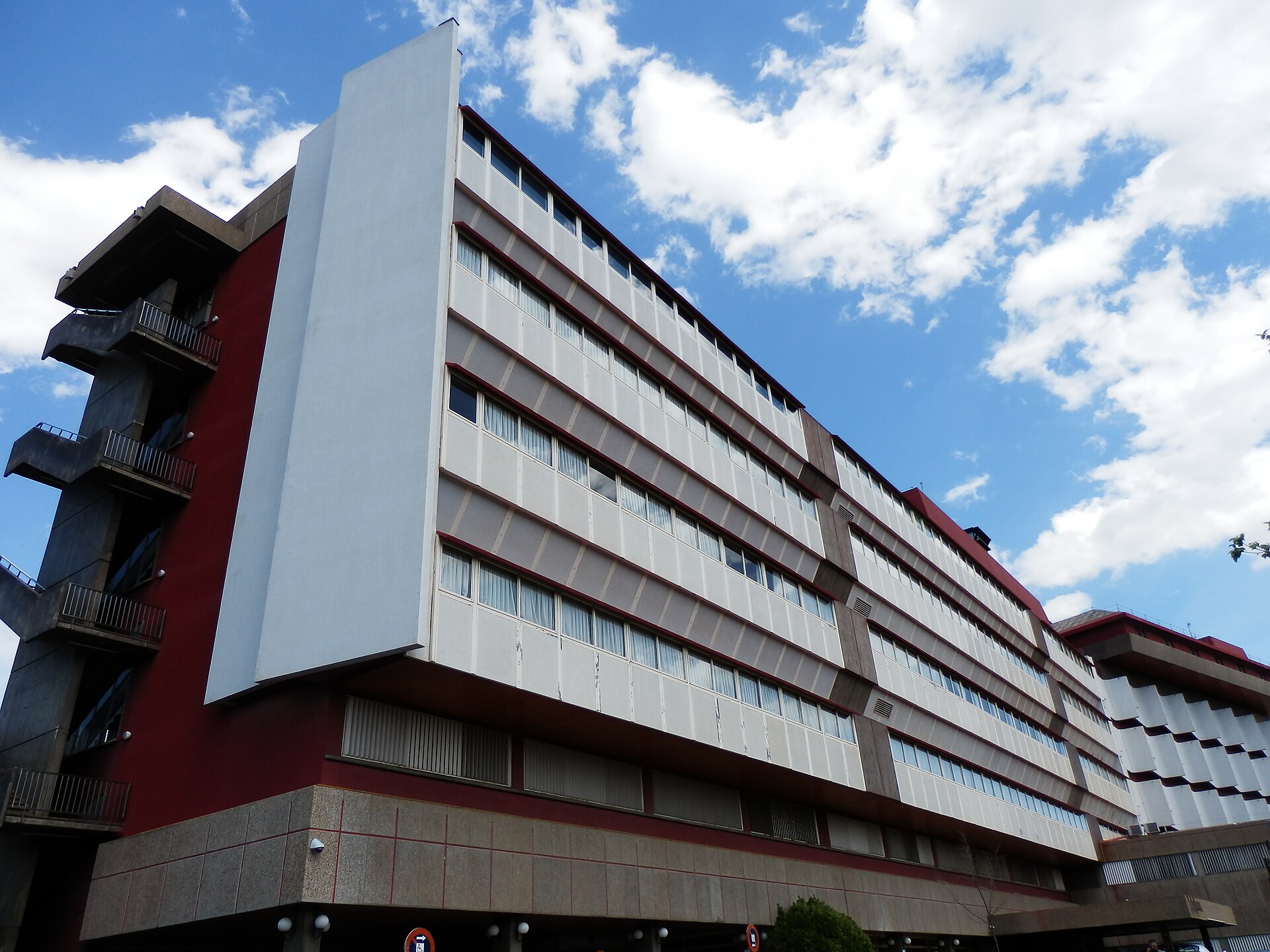 Imagem de referência de Hospital MAZ, descrito nos dados abertos como hospital em Espanha