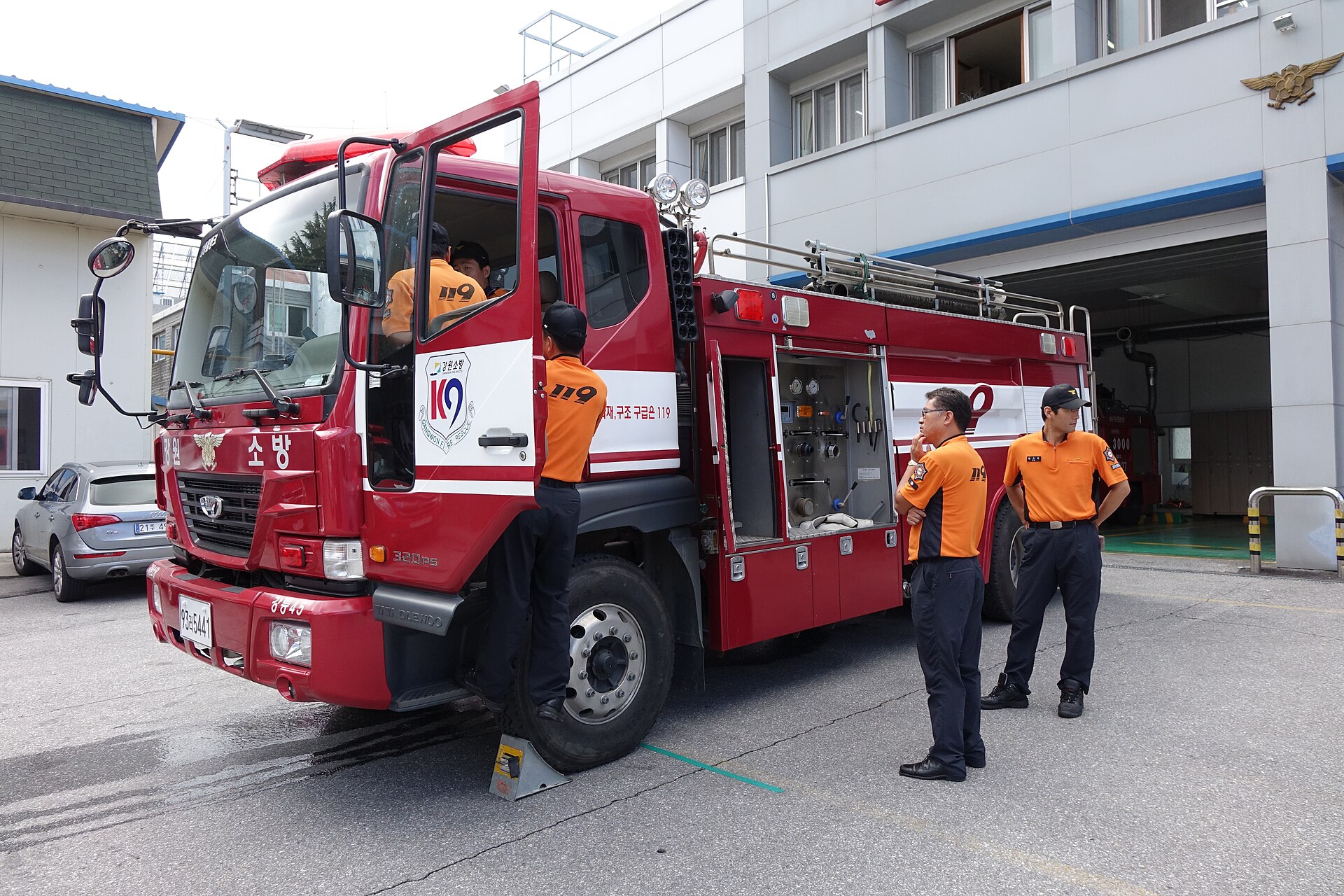 Imagem de referência relacionada a Tata Daewoo Commercial Vehicle, item descrito como registro de referência sobre Tata Daewoo Commercial Vehicle, organizado a partir de dados estruturados abertos