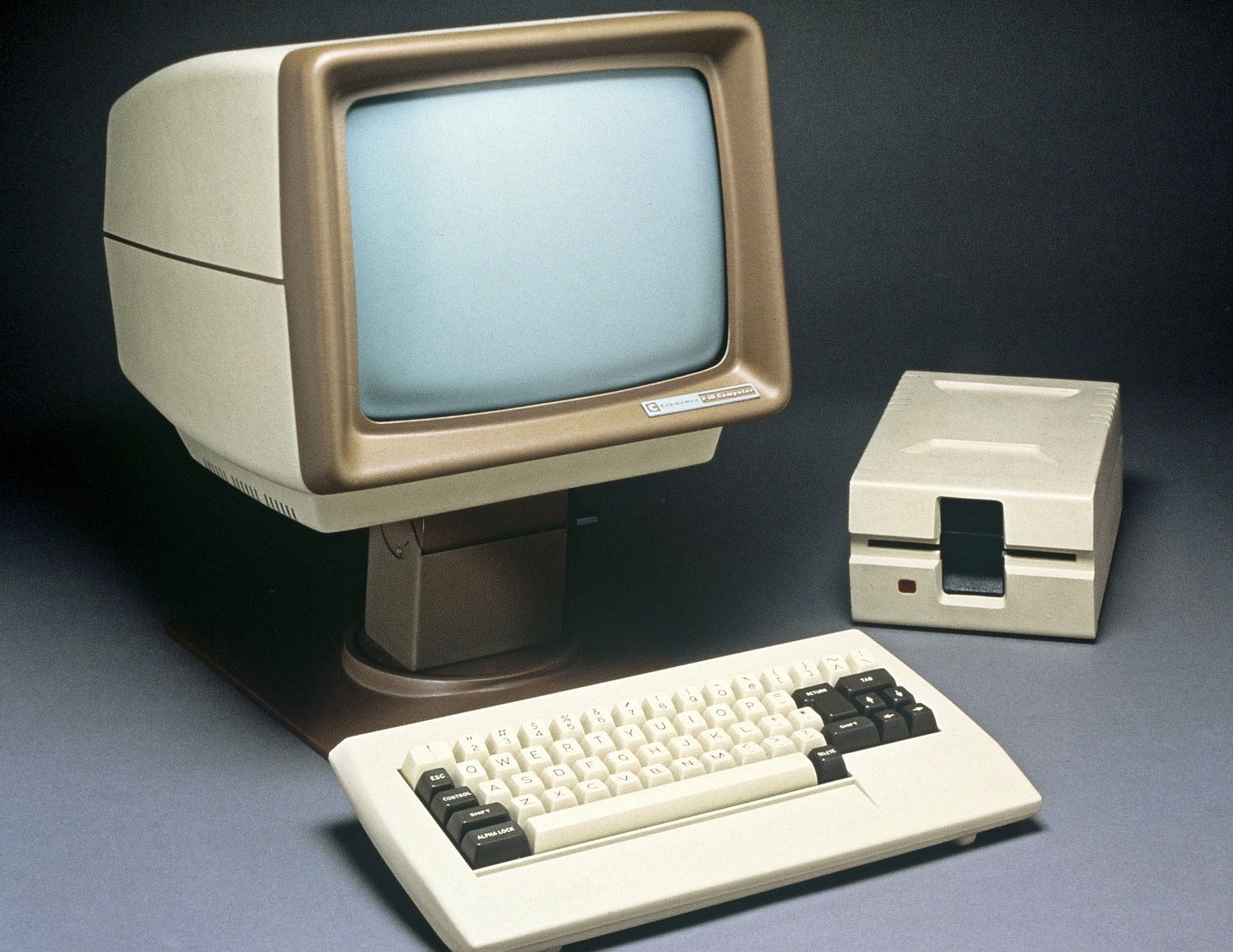 Imagem de referência relacionada a Cromemco, item descrito como registro de referência sobre Cromemco, organizado a partir de dados estruturados abertos