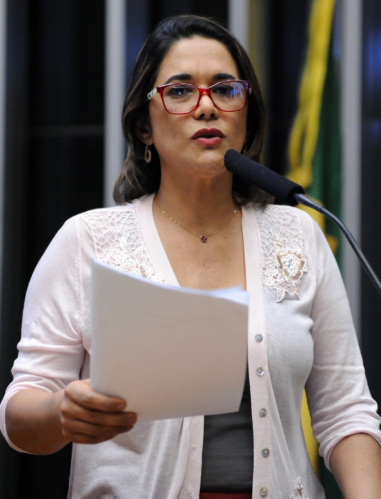 Imagem de referência de Luana Alves, descrito nos dados abertos como dentista e política brasileira