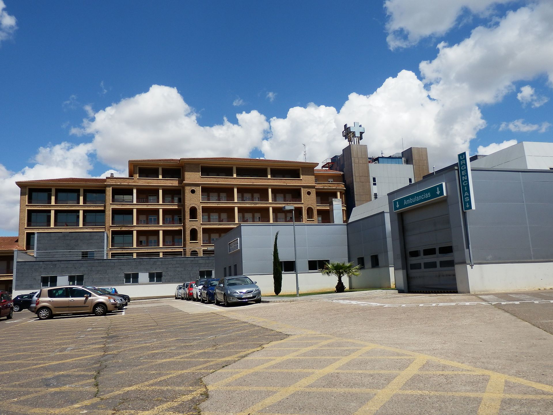 Imagem de referência relacionada a Hospital Royo Villanova, item descrito como hospital em Espanha
