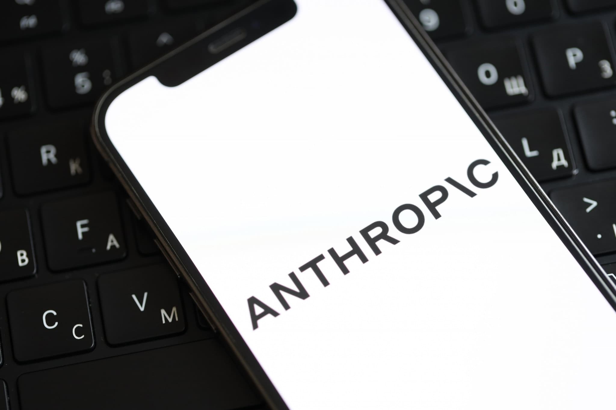 Imagem da matéria: Anthropic revela mais um incidente de segurança envolvendo o Claude