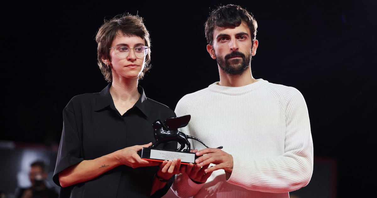 Naza venceu o prêmio especial do júri no Festival de Cinema de Veneza, enquanto Kaouther Ben Hania elogia o documentário sobre Gaza