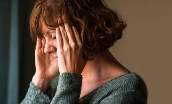 Menopausa precoce está ligada a uma memória pior e Alzheimer mais cedo