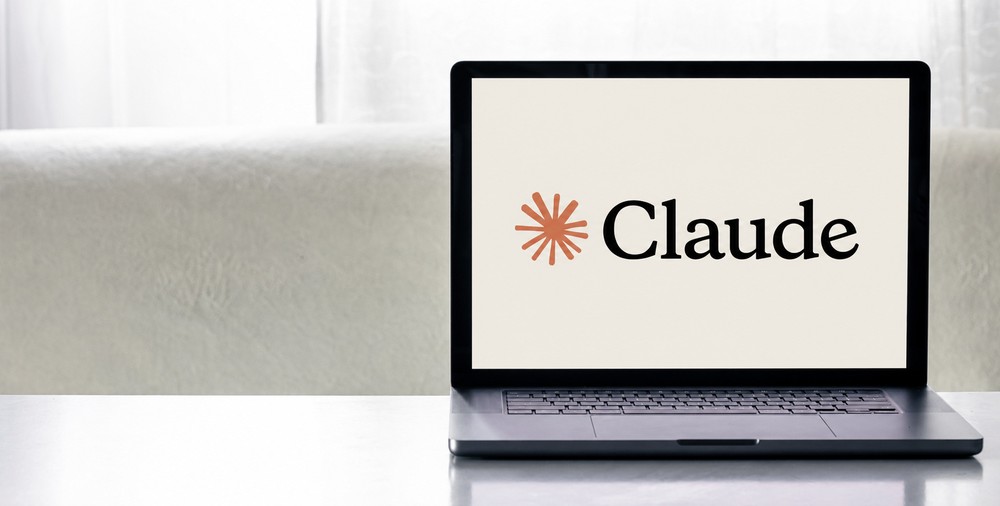 Sessões autenticadas do Claude podem ser roubadas por infostealers e usadas para consumir a assinatura da vítima — Foto: Imagem gerada por IA/OpenAI