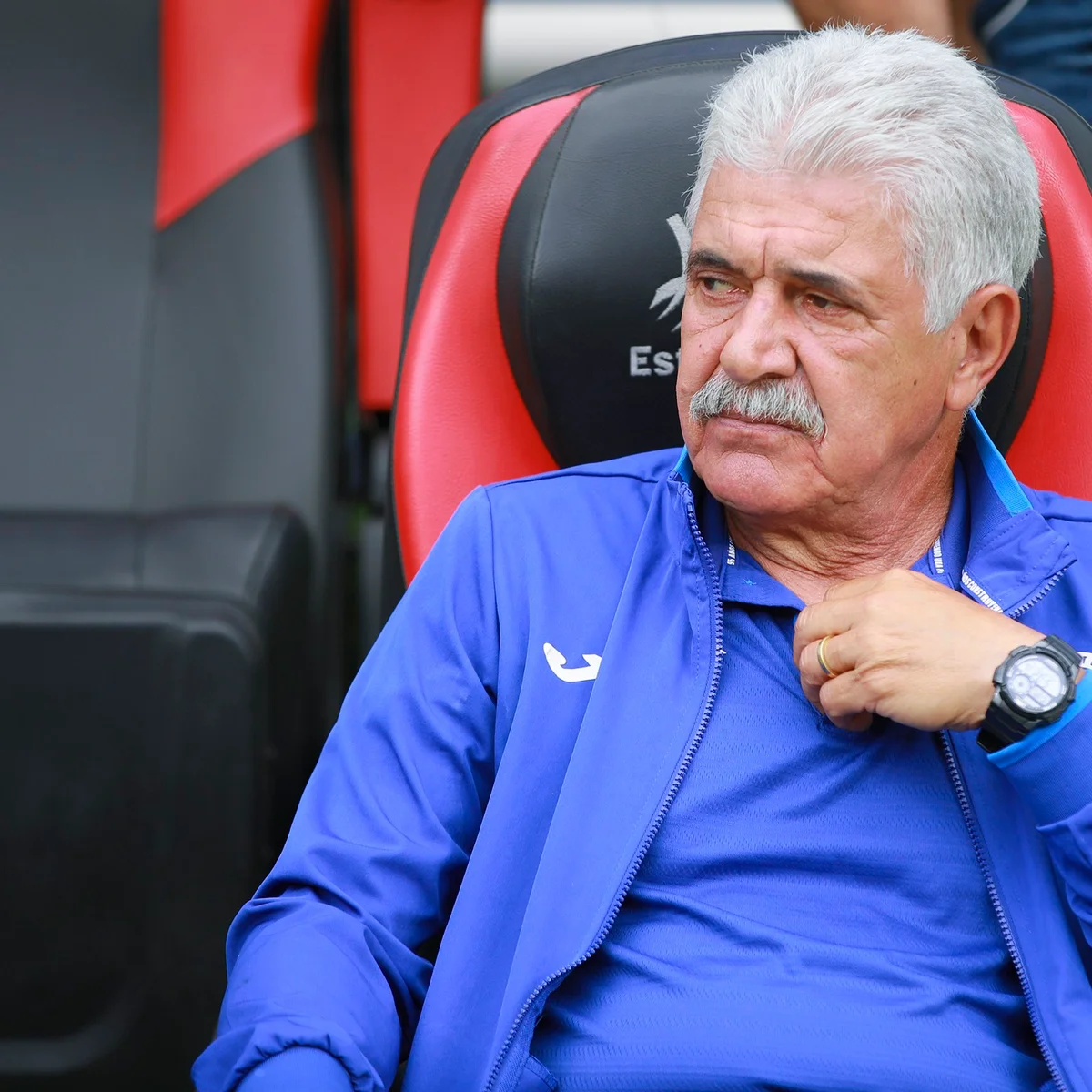 Brasileiro que comandou o México detona Carlo Ancelotti e CBF: "É um morto"