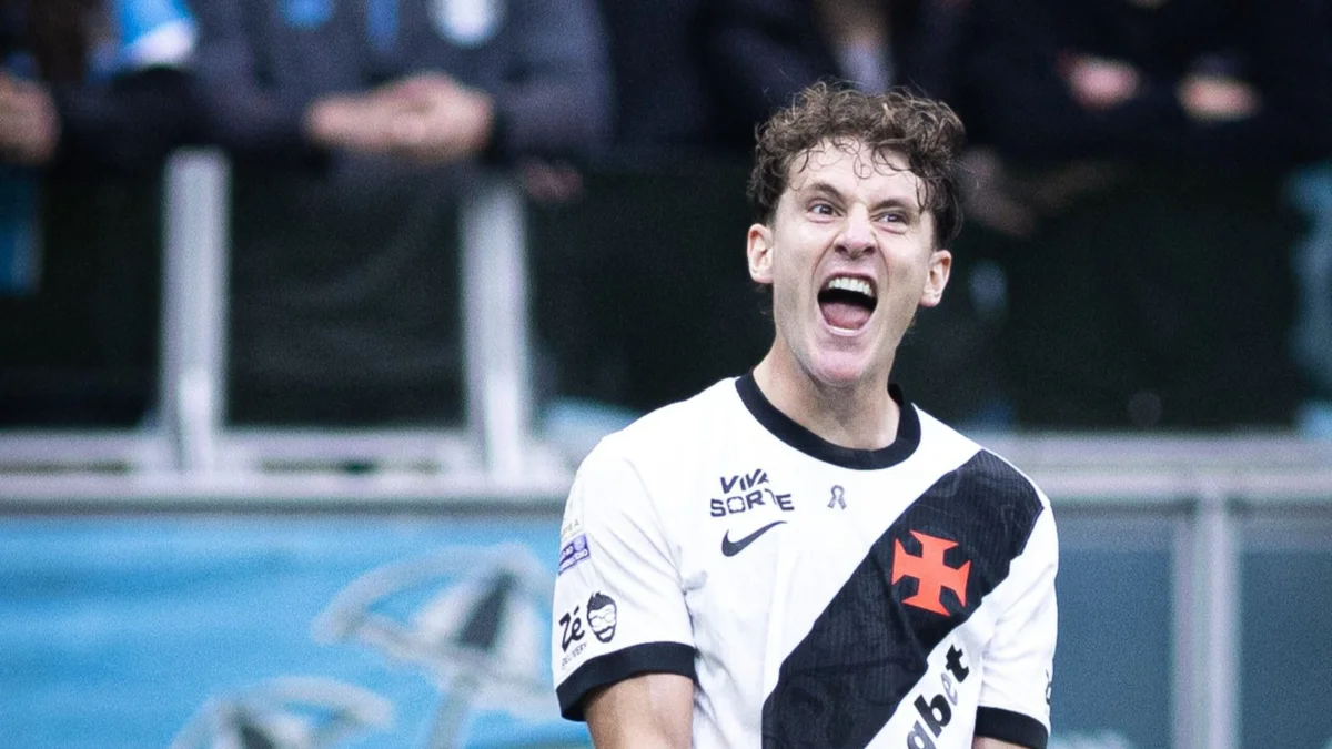 Brasileirão: de virada no final, Vasco vence o Grêmio em Porto Alegre
