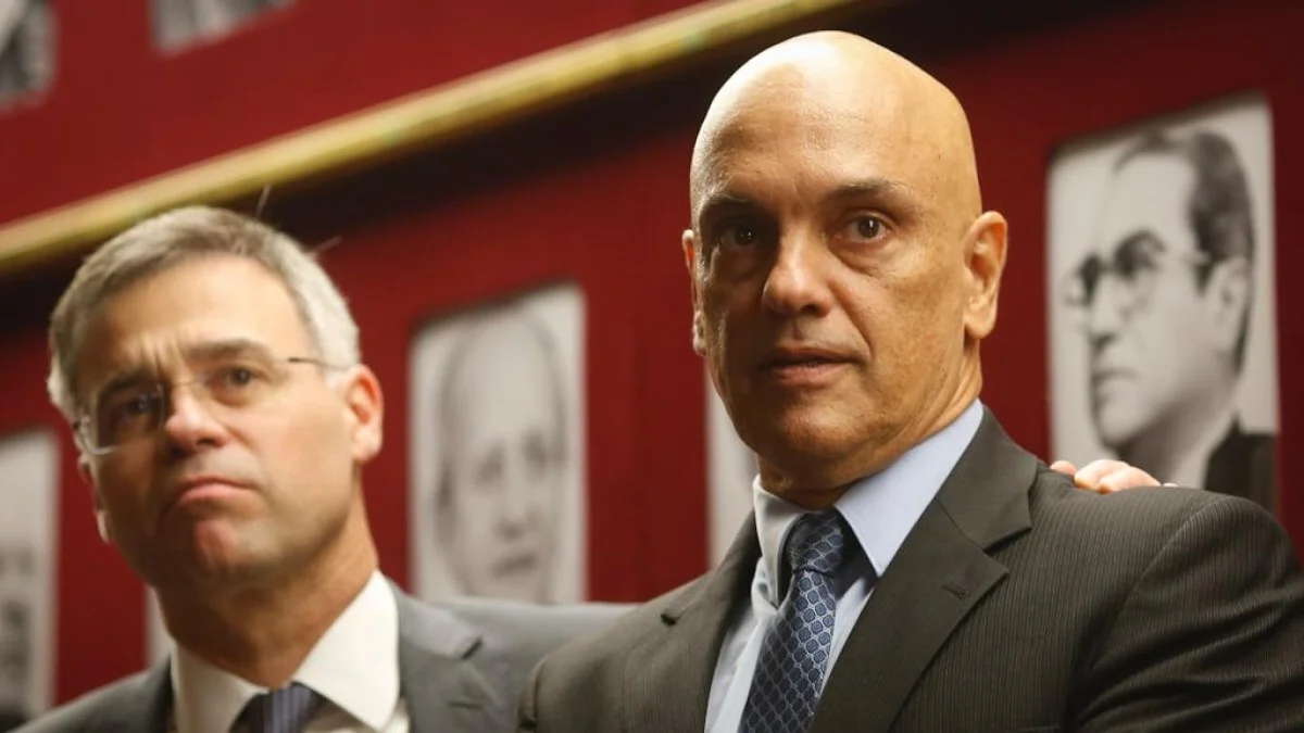 Moraes pede a Fachin quebra completa do sigilo do Caso Master