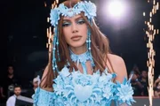 Anitta dá esporro ao vivo em produção do Estrelas da Casa na TV Globo