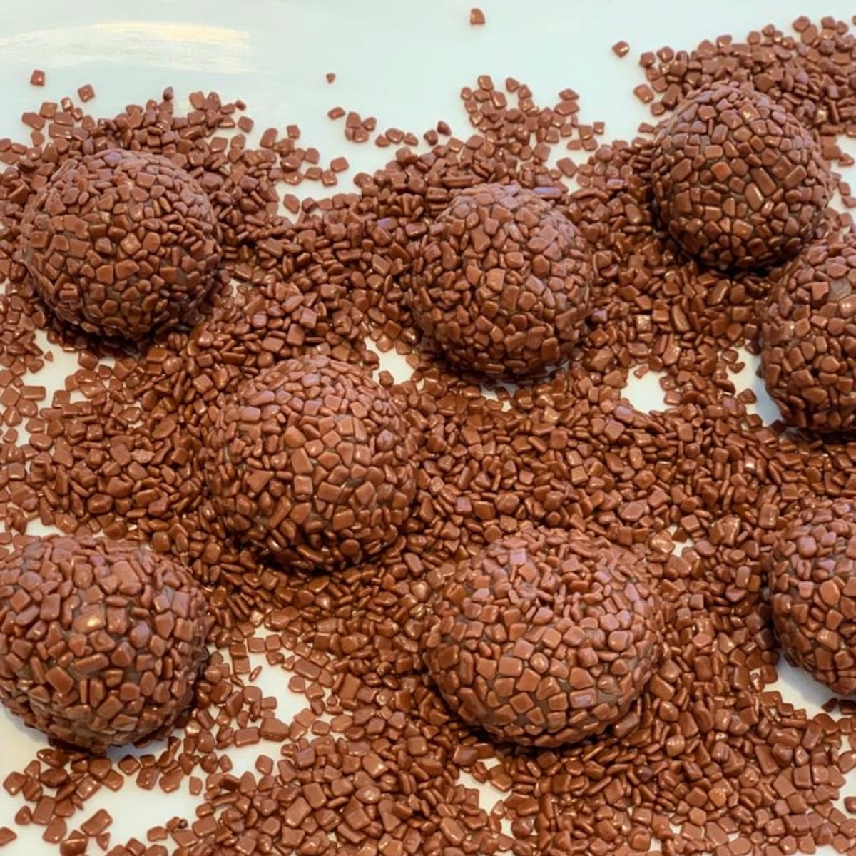 Dia do Brigadeiro: 9 receitas do doce para você fazer em casa