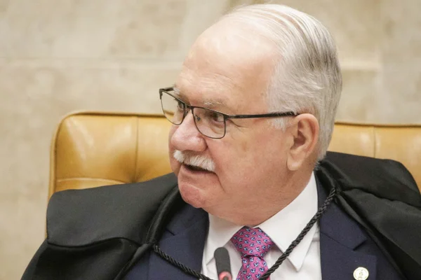 PGR pede a Fachin abertura completa dos processos do Caso Master