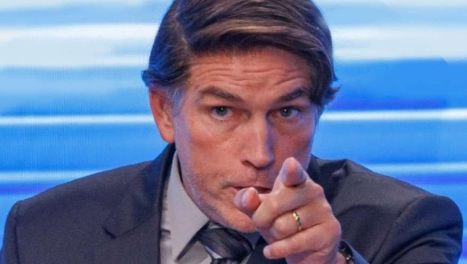 O ator Jim Caviezel interpreta o presidente Jair Bolsonaro em 'Dark Horse'