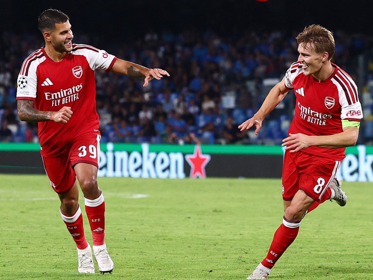 Ødegaard impressiona o Napoli enquanto o Arsenal começa a campanha da Liga dos Campeões com vitória