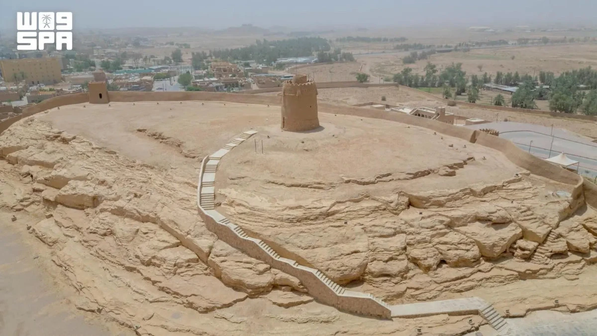 O histórico Observatório de Munikh da Arábia Saudita exibe a engenharia arquitetônica najdi