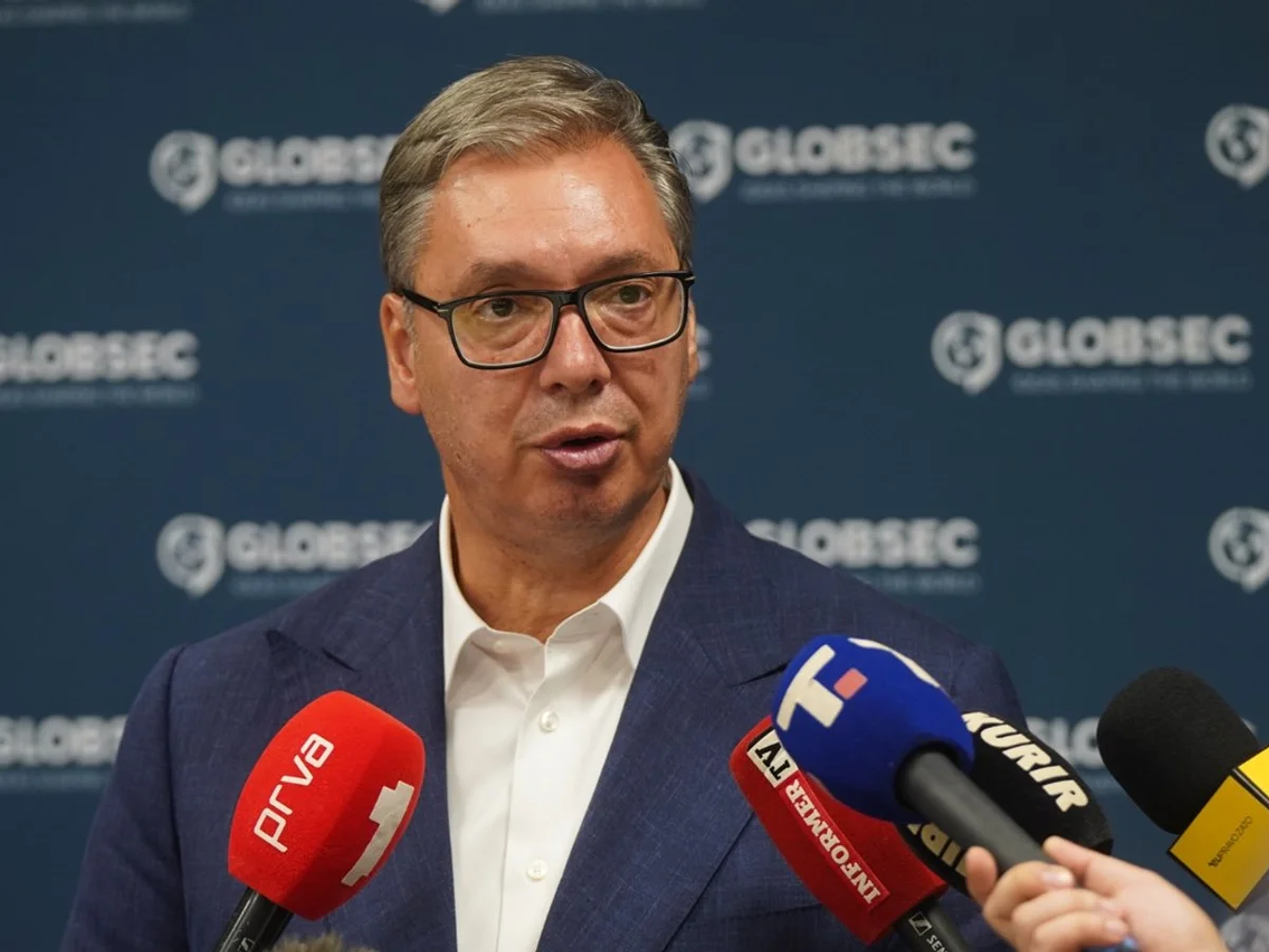 Presidente da Sérvia dissolve Parlamento e convoca eleições antecipadas