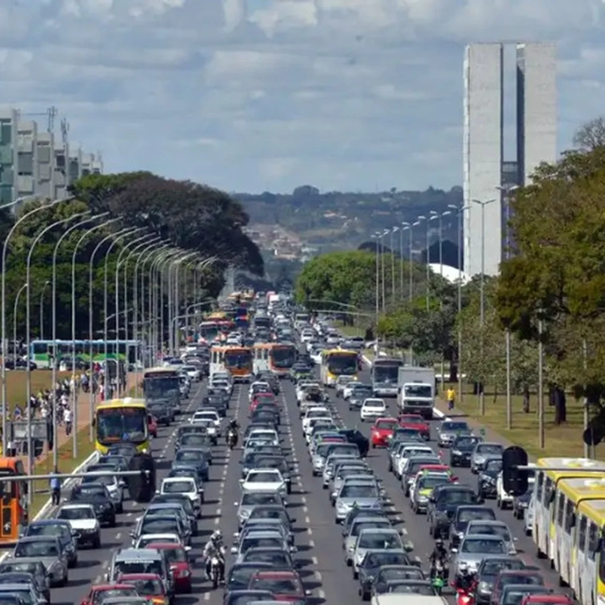 Show e corridas alteram trânsito na área central do DF no fim de semana