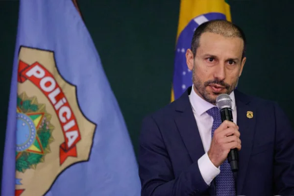 Quem é William Murad, delegado que assume o comando da PF