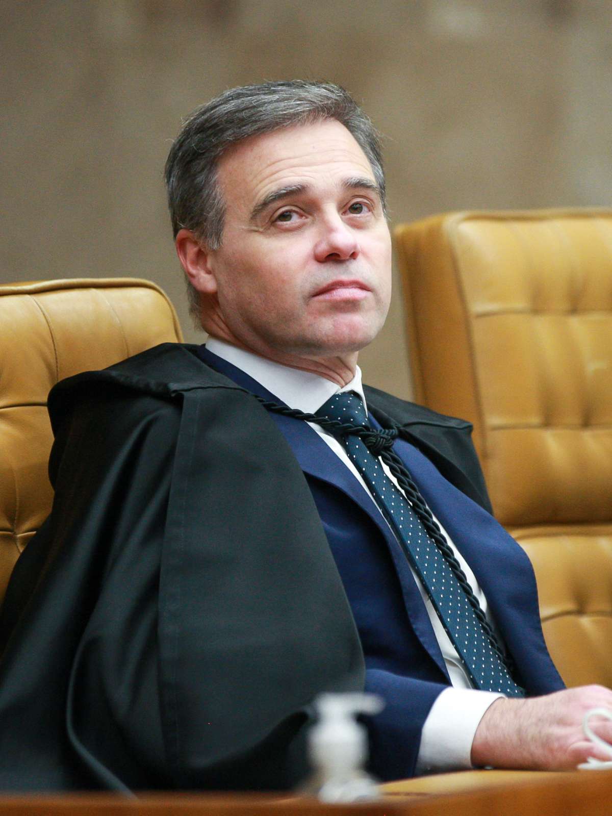 Mendonça reforça que não tem acesso ao histórico do celular de Vorcaro