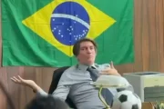 O ator norte-americano Jim Caviezel vai dar vida ao ex-presidente Bolsonaro em Dark Horse