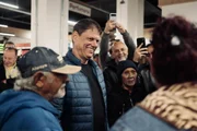 Haddad e Tarcísio escolhem Vale do Paraíba para corpo-a-corpo com eleitor