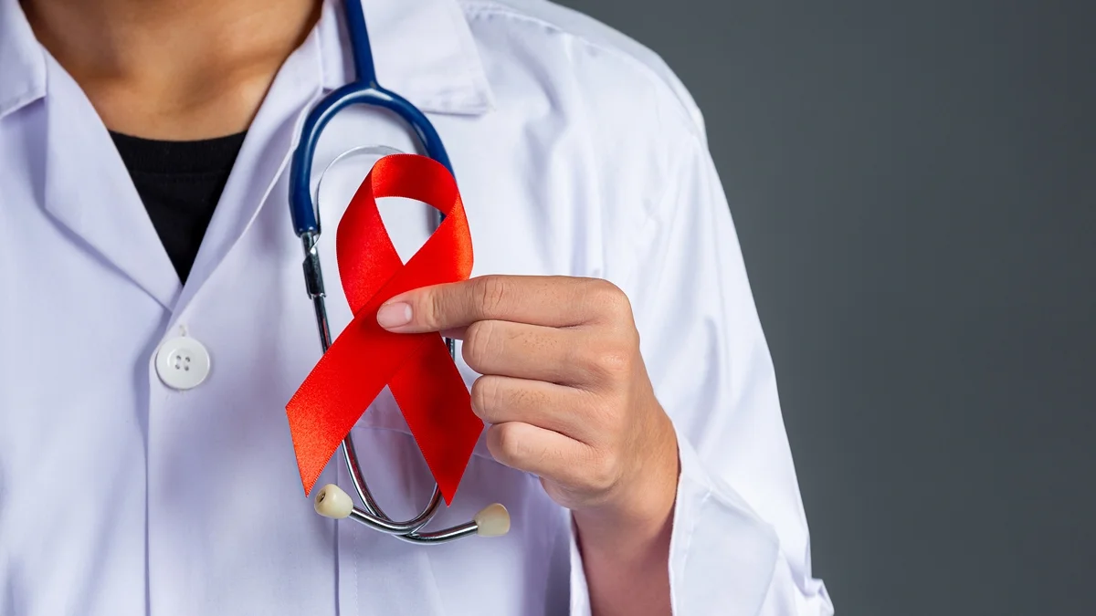 Dois em cada três adolescentes nunca fizeram teste de HIV, diz estudo