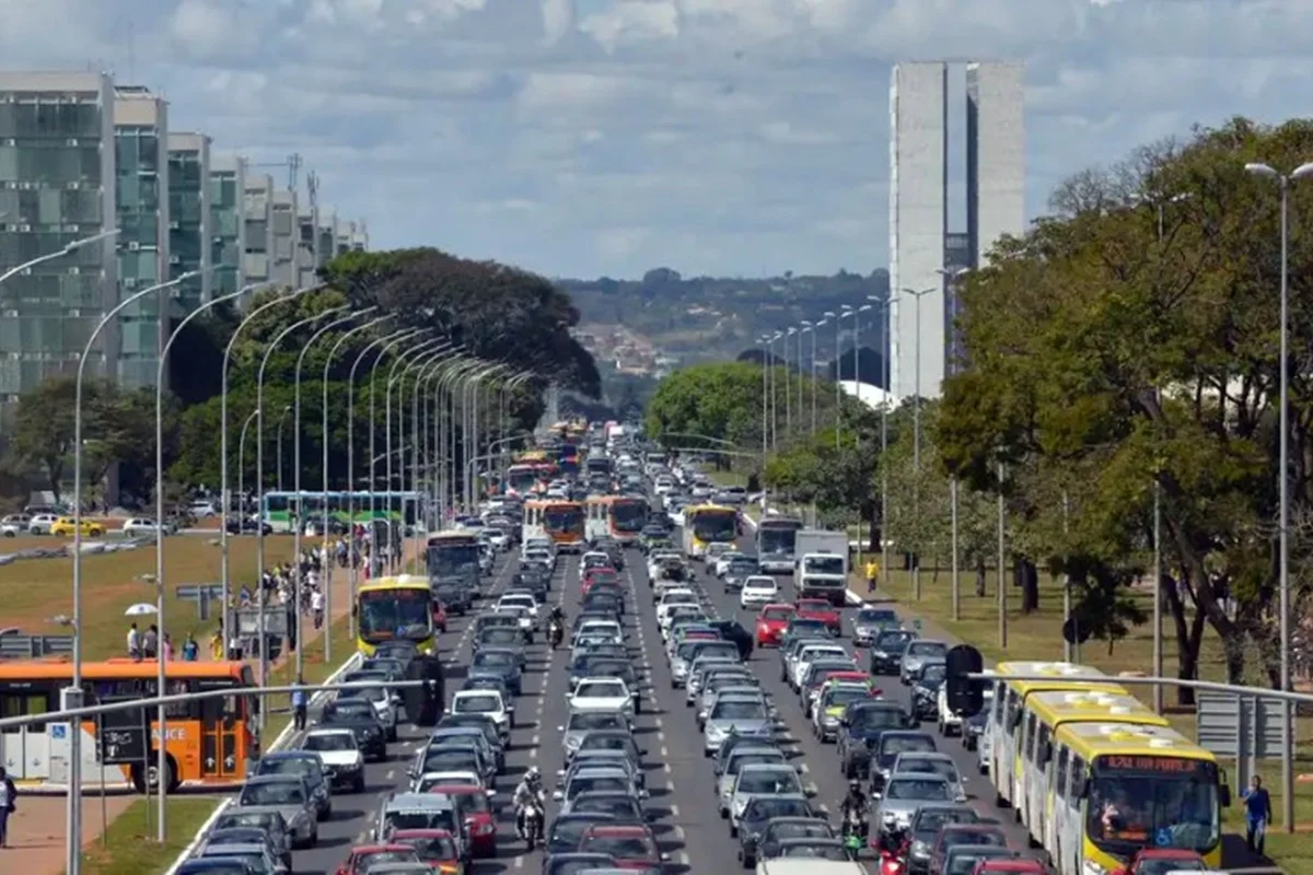 Show e corridas alteram trânsito na área central do DF no fim de semana