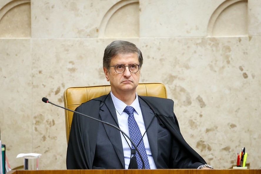 Presidente da OAB tenta voltar atrás em afastamento de Gonet do caso Master e causa racha interno; leia mensagens