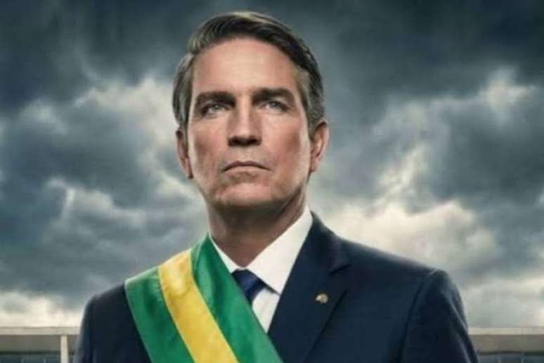 'Dark Horse' gastou mais de R$ 800 mil em segurança, hospedagem e peruca de ator de Bolsonaro
