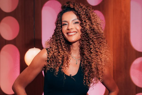 Gabriela Loran celebra primeira protagonista na Globo: “Colhendo os frutos"