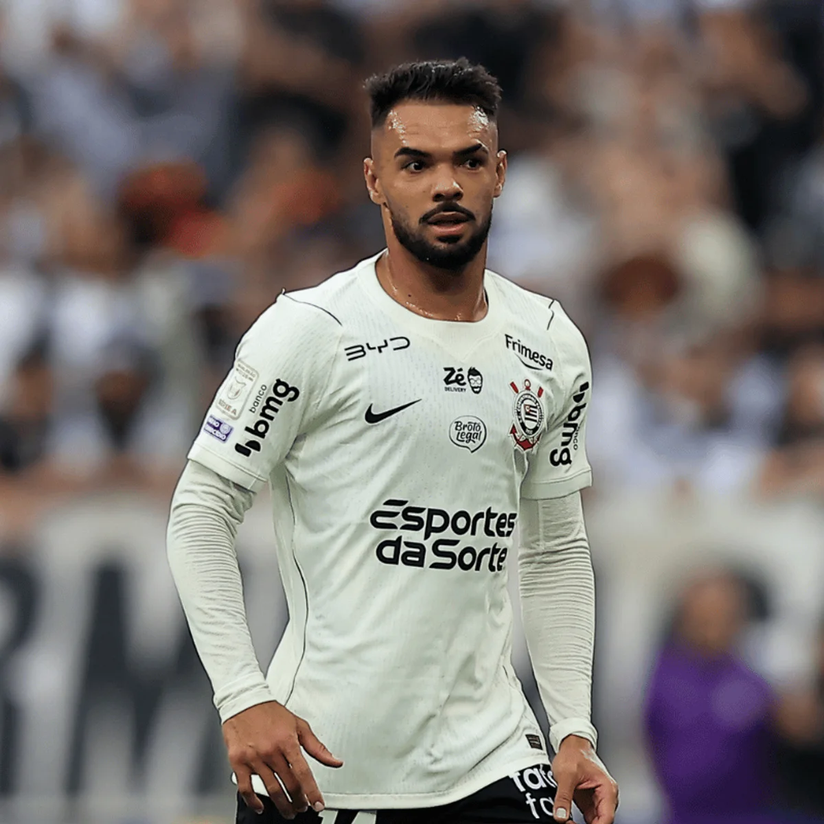 Raniele é punido pela Conmebol e desfalca Corinthians diante do Estudiantes