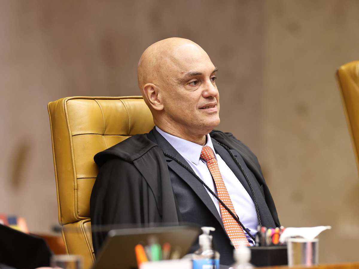 Fachin tira Moraes da relatoria do inquérito das fake news em meio a crise no STF
