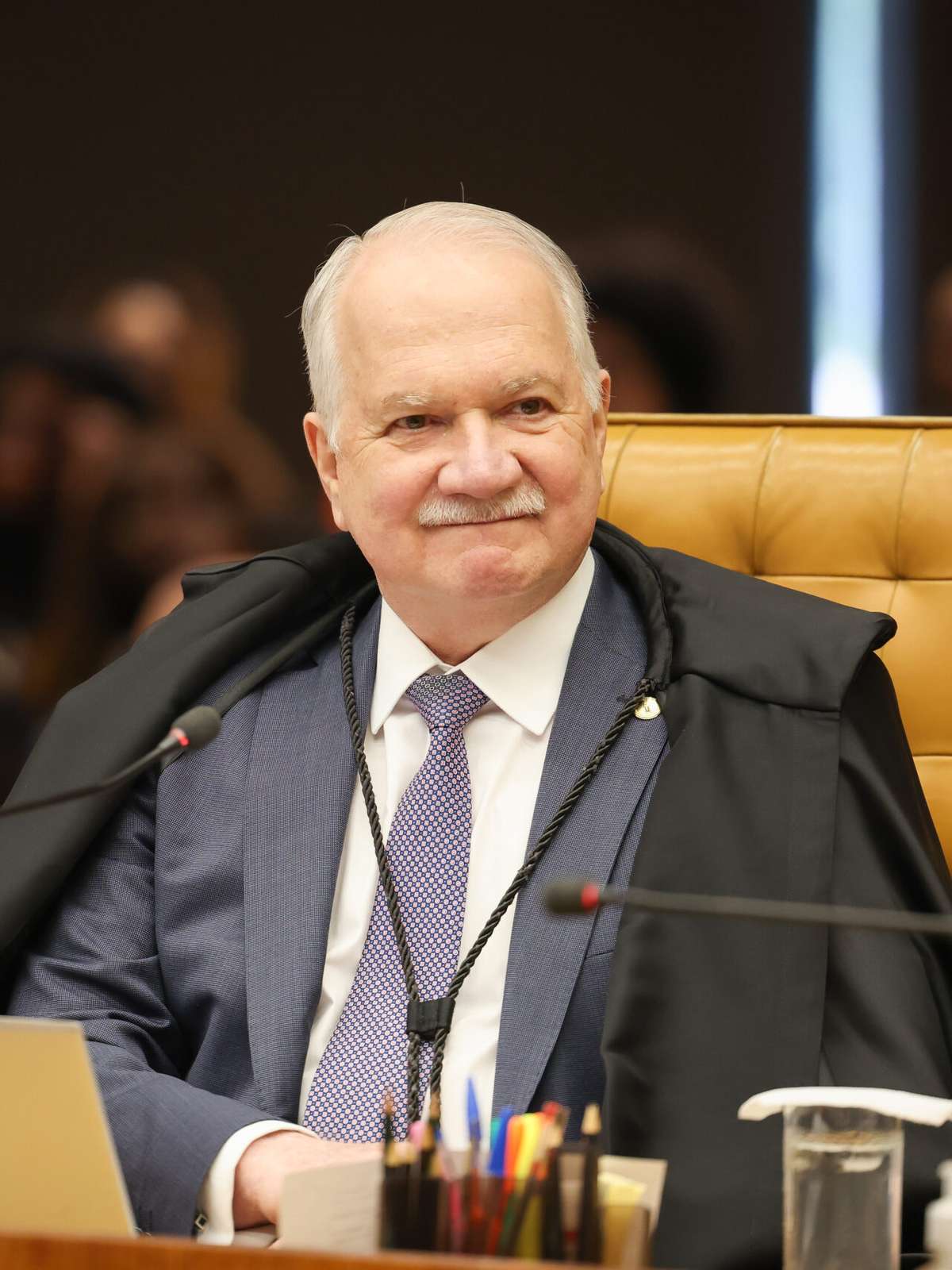 O que acontece após Fachin suspender decisões de Mendonça e Dino sobre comando da PF?