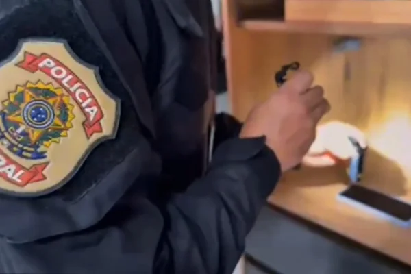PF apura pressão por apoio a candidatura dentro do serviço público