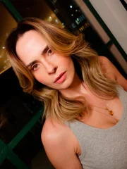 Ana Paula Renault pede à Justiça dados de pessoa que expôs sua foto íntima