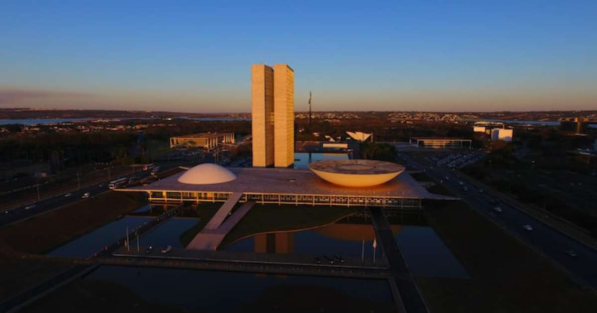 Eleições: entenda por que o mandato de senador dura 8 anos