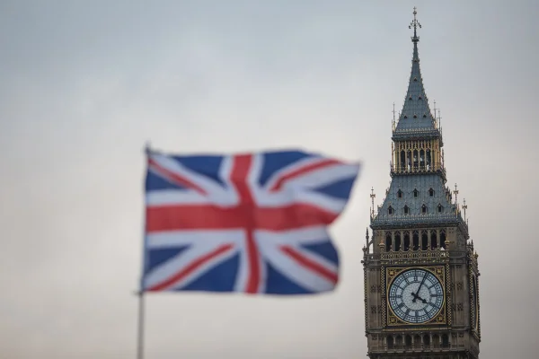 Parlamento britânico rejeita projeto de morte assistida a paciente terminal