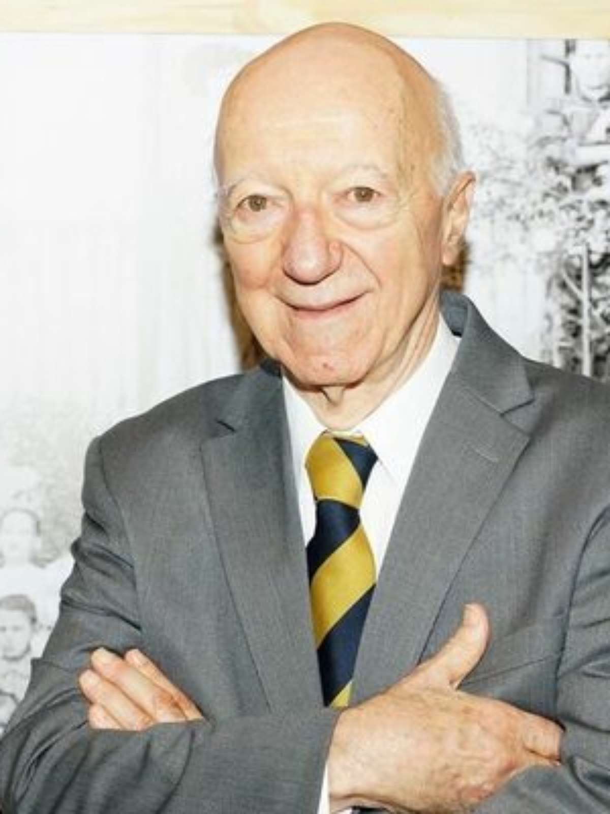 Claudio Carsughi, lendário jornalista esportivo, morre aos 93 anos