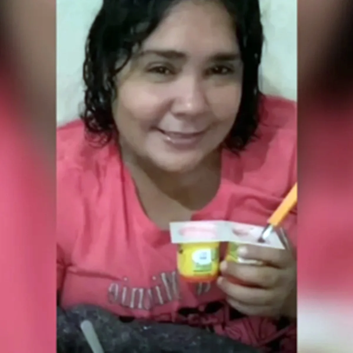 Mulher que fingiu ter 12 anos para ser adotada vai para prisão domiciliar
