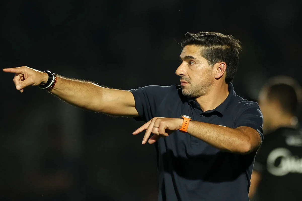 STJD aumenta pena de Abel Ferreira e técnico está fora do Choque-Rei