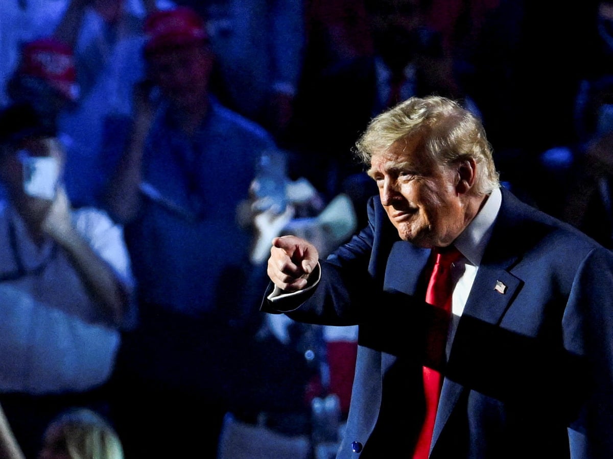 'Estou na chapa': Trump implora aos republicanos para votarem em novembro em uma convenção de meio de mandato incomum