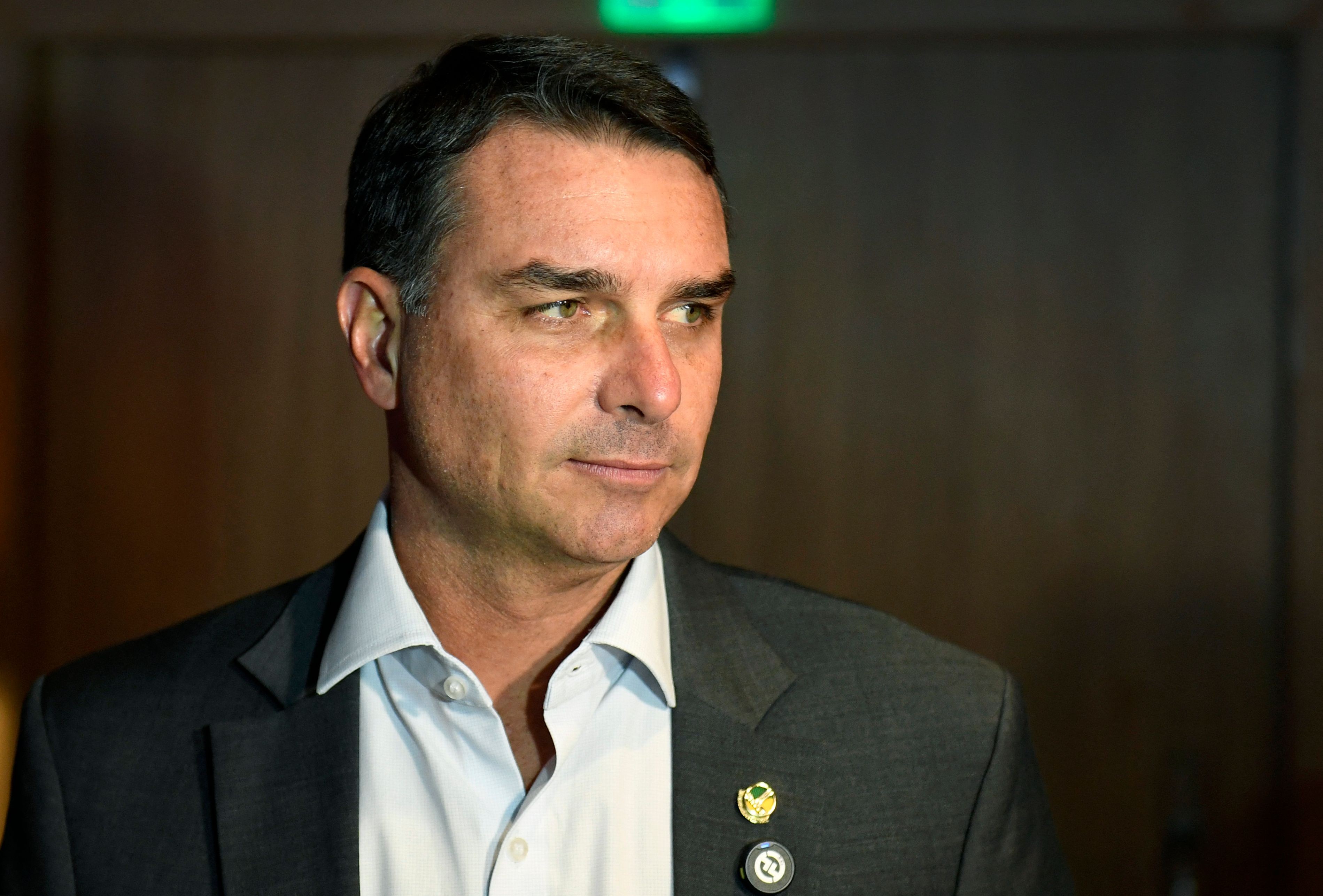 Por que eleitor demorou a saber de investigação sobre Flávio?