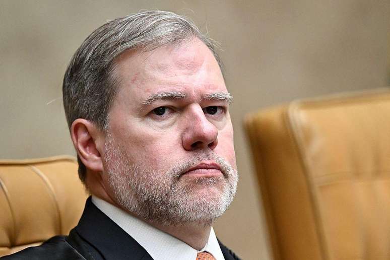 Inquérito das Fake News: a linha do tempo da investigação que saiu das mãos de Moraes por decisão de Fachin