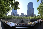 Memorial do 11 de Setembro ocupa o local onde ficavam as Torres Gêmeas do World Trade Center, em Lower Manhattan.