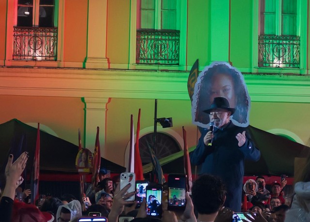 Lula diz para Trump 'não meter bedelho' nas eleições