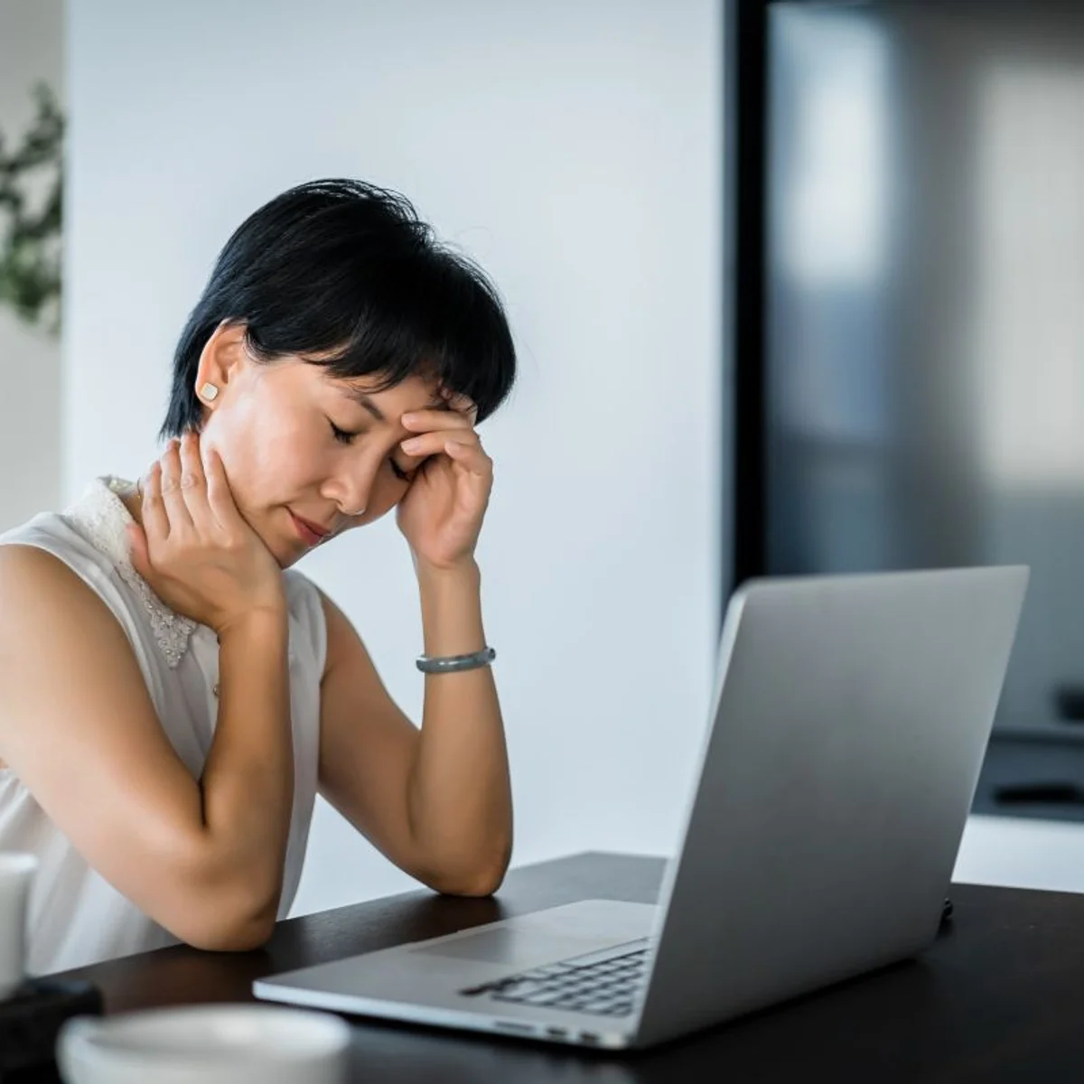 Menopausa precoce está ligada a uma memória pior e Alzheimer mais cedo